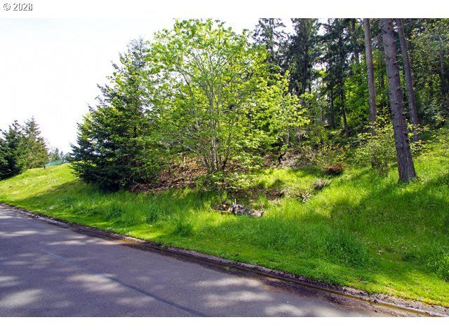 0 Rockridge Loop, Eugene, OR 97405