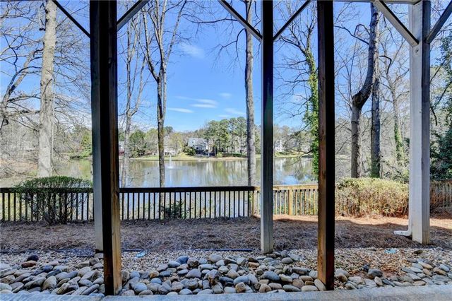 510 Sweet Stream Trace, Duluth, GA 30097