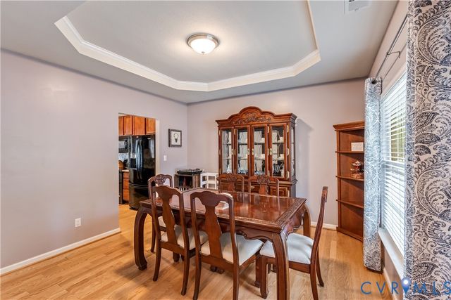 6852 Watch Harbour Cir, Hayes, VA 23072
