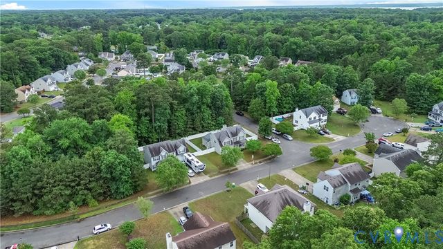 6852 Watch Harbour Cir, Hayes, VA 23072