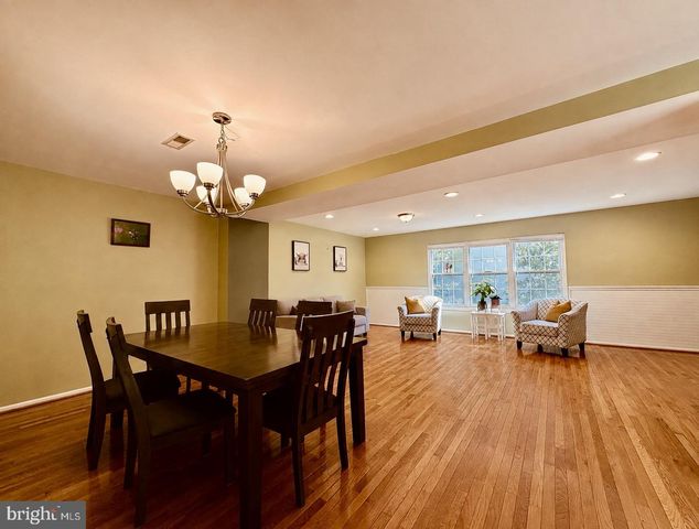 3409 CARRIAGE CT, North Wales, PA 19454
