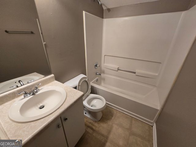 5836 Wellborn Creek Drive, Lithonia, GA 30058