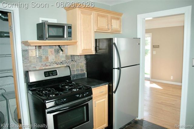 1815 Dallas Avenue, Royal Oak, MI 48067