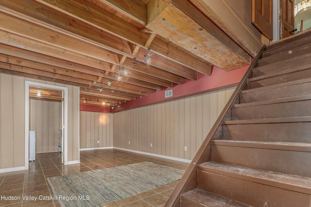 213 Huguenot Street, New Paltz, NY 12561