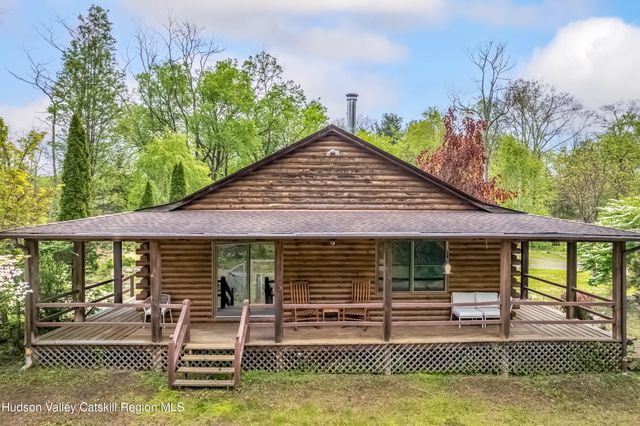 213 Huguenot Street, New Paltz, NY 12561