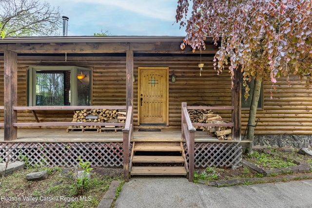 213 Huguenot Street, New Paltz, NY 12561