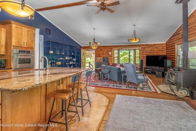 213 Huguenot Street, New Paltz, NY 12561
