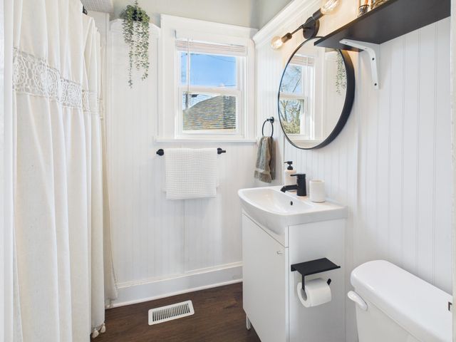 1420 N Coolidge Ave, Wichita, KS 67203