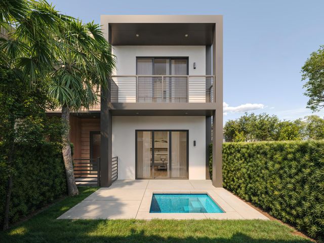 6836 NE Briskel Pointe Drive, Boca Raton, FL 33487