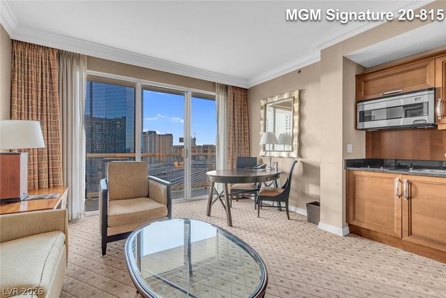 125 East Harmon Avenue 2015, Las Vegas, NV 89109