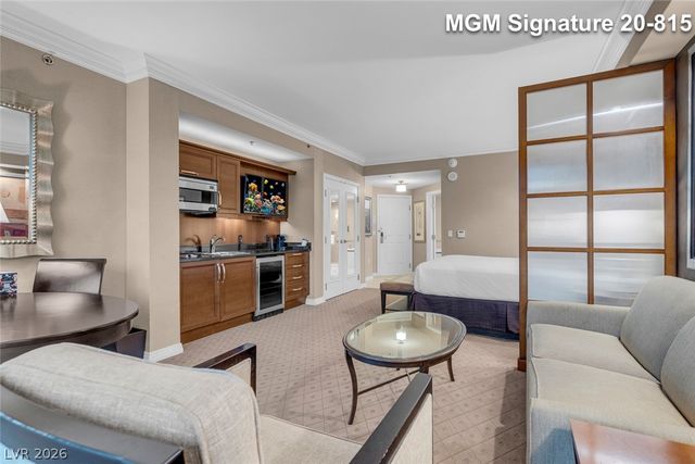 125 East Harmon Avenue 2015, Las Vegas, NV 89109