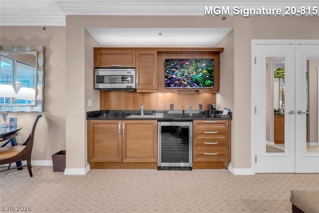 125 East Harmon Avenue 2015, Las Vegas, NV 89109