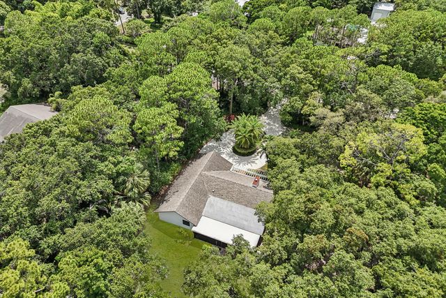16700 96th Terrace N, Jupiter, FL 33478