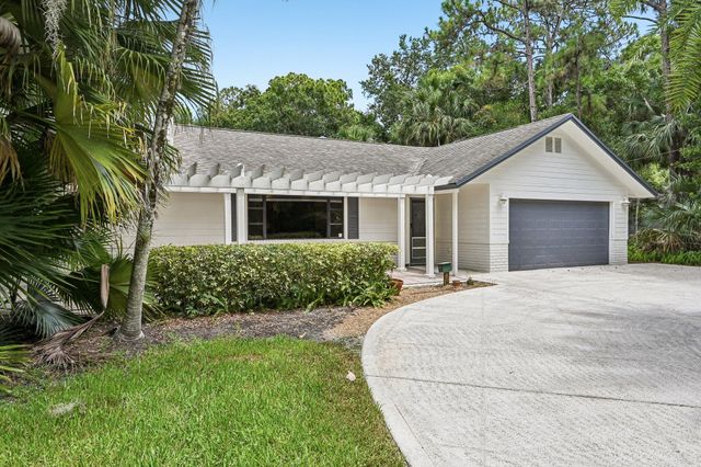 16700 96th Terrace N, Jupiter, FL 33478