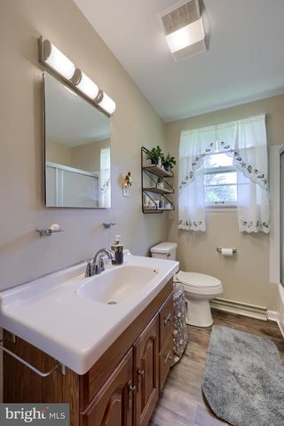 3335 COLBY LN, Dover, PA 17315