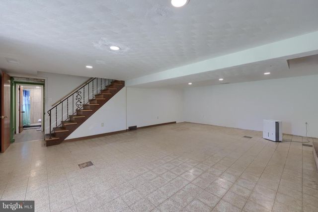 3335 COLBY LN, Dover, PA 17315