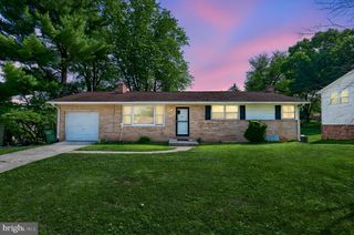3335 COLBY LN, Dover, PA 17315