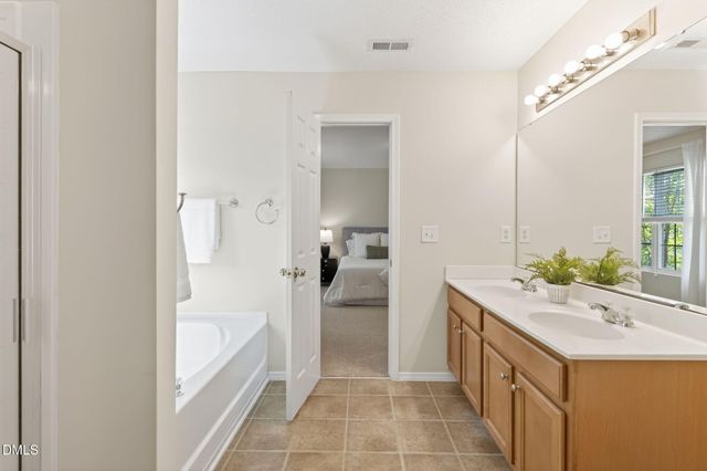 3504 Skybrook Lane, Durham, NC 27703