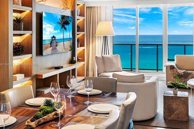 102 24 1222 1222, Miami Beach, FL 33139