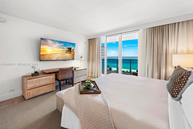 102 24 1222 1222, Miami Beach, FL 33139