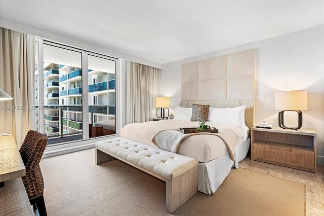 102 24 1222 1222, Miami Beach, FL 33139