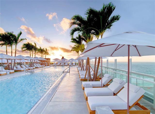 102 24 1222 1222, Miami Beach, FL 33139