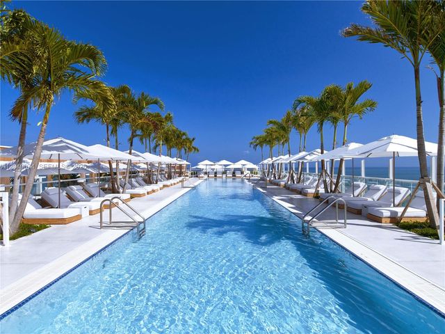 102 24 1222 1222, Miami Beach, FL 33139