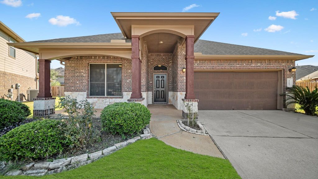 8602 Austin Thomas Drive, Cypress, TX 77433