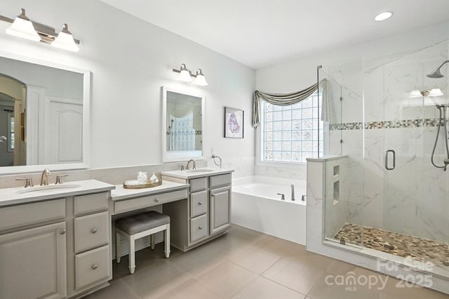 10906 Round Rock Road, Charlotte, NC 28277