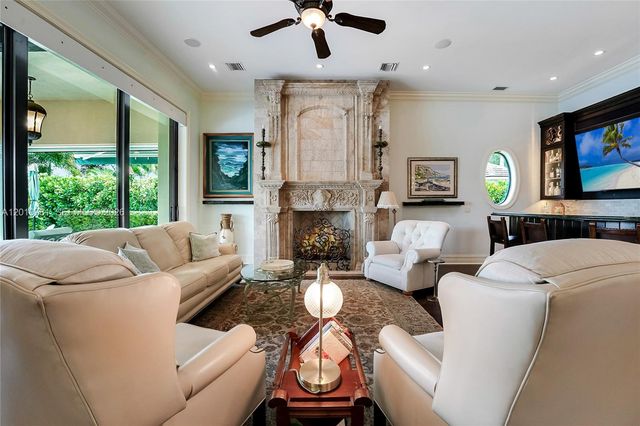 10433 SE Banyan Way, Jupiter, FL 33469