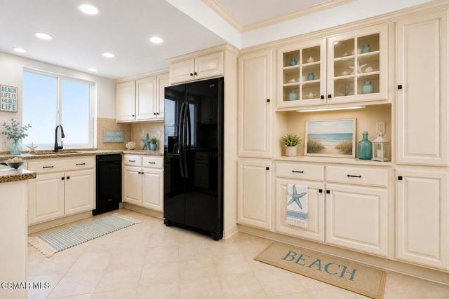 538 Terrace View Place, Port Hueneme, CA 93041