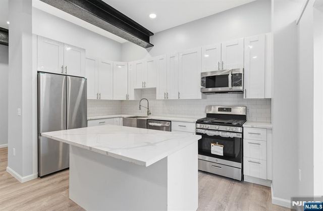 383-387 Broughton Avenue, Bloomfield, NJ 07003