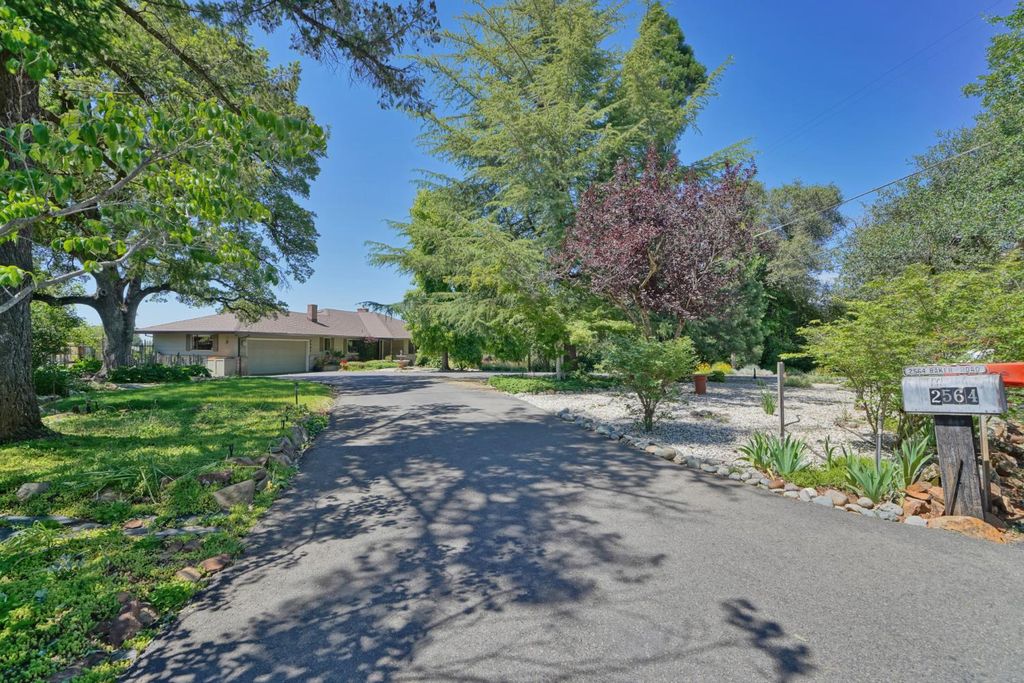 2564 BAKER Rd, Placerville, CA 95667