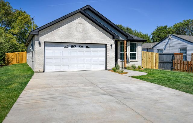 1904 S Sam Houston Road, Mesquite, TX 75149