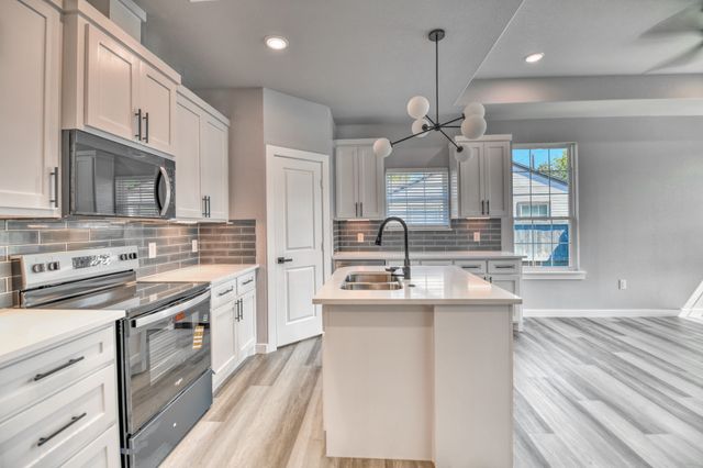 1904 S Sam Houston Road, Mesquite, TX 75149