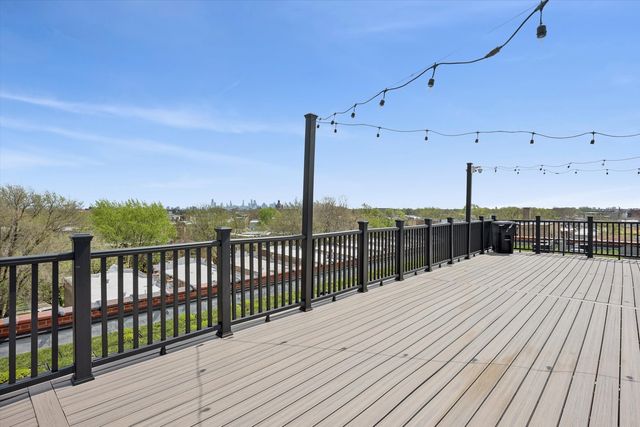 3963 W Belmont Avenue 316, Chicago, IL 60618