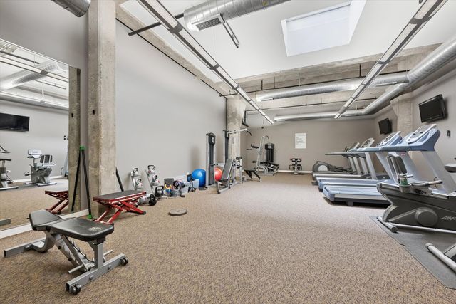 3963 W Belmont Avenue 316, Chicago, IL 60618
