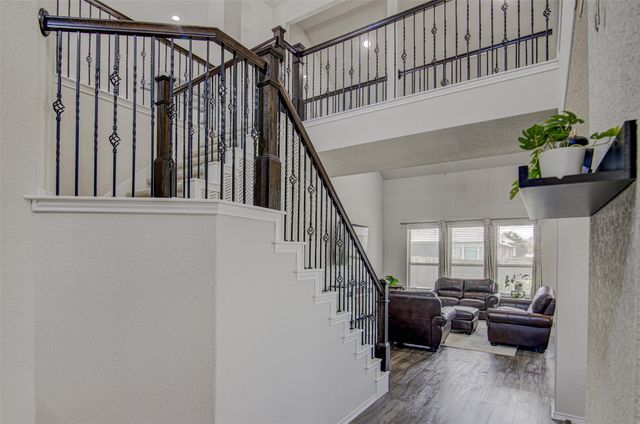 2012 La Gabriella LN, Leander, TX 78641