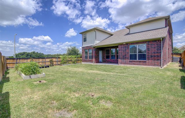 2012 La Gabriella LN, Leander, TX 78641