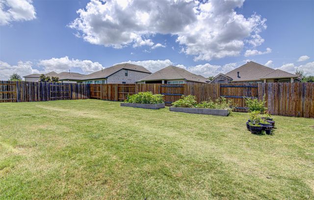 2012 La Gabriella LN, Leander, TX 78641