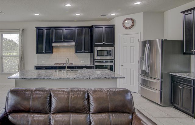 2012 La Gabriella LN, Leander, TX 78641