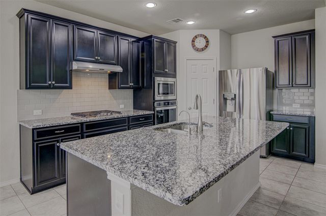 2012 La Gabriella LN, Leander, TX 78641