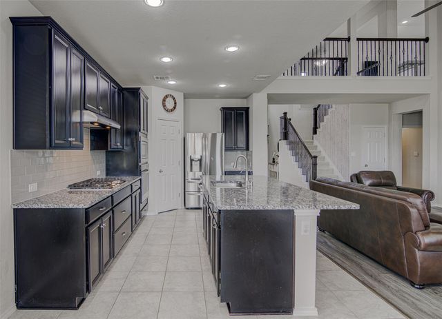 2012 La Gabriella LN, Leander, TX 78641