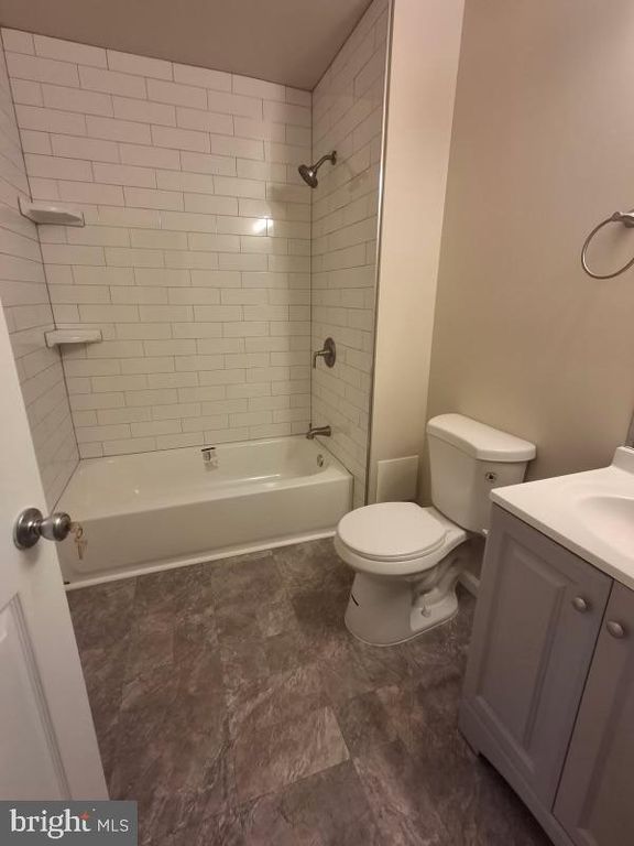 Image 5 of property listing at 6957 WALKER MILL RD, Capitol Heights, MD 20743