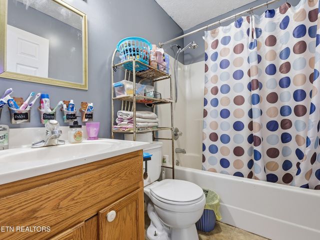 1916 Big Chiefs Skyview Drive, Sevierville, TN 37876