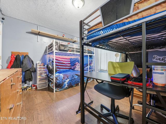 1916 Big Chiefs Skyview Drive, Sevierville, TN 37876