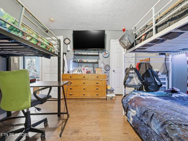 1916 Big Chiefs Skyview Drive, Sevierville, TN 37876