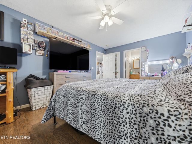 1916 Big Chiefs Skyview Drive, Sevierville, TN 37876