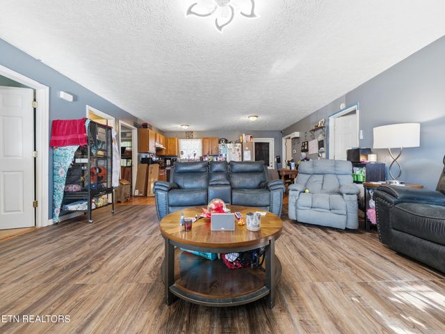 1916 Big Chiefs Skyview Drive, Sevierville, TN 37876