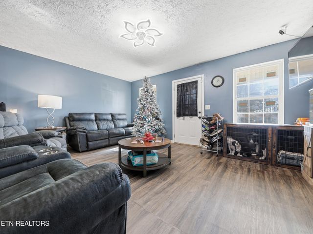 1916 Big Chiefs Skyview Drive, Sevierville, TN 37876